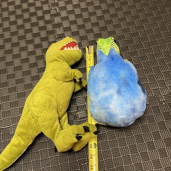 Dinosaur Stuffed animals. T-Rex and baby rex in egg - Picture 3 of 14